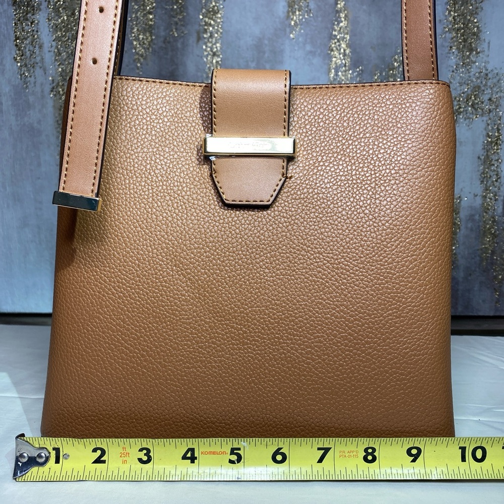 Calvin Klein Tan Soft Pebbled Leather Shoulder Bag ⭐️